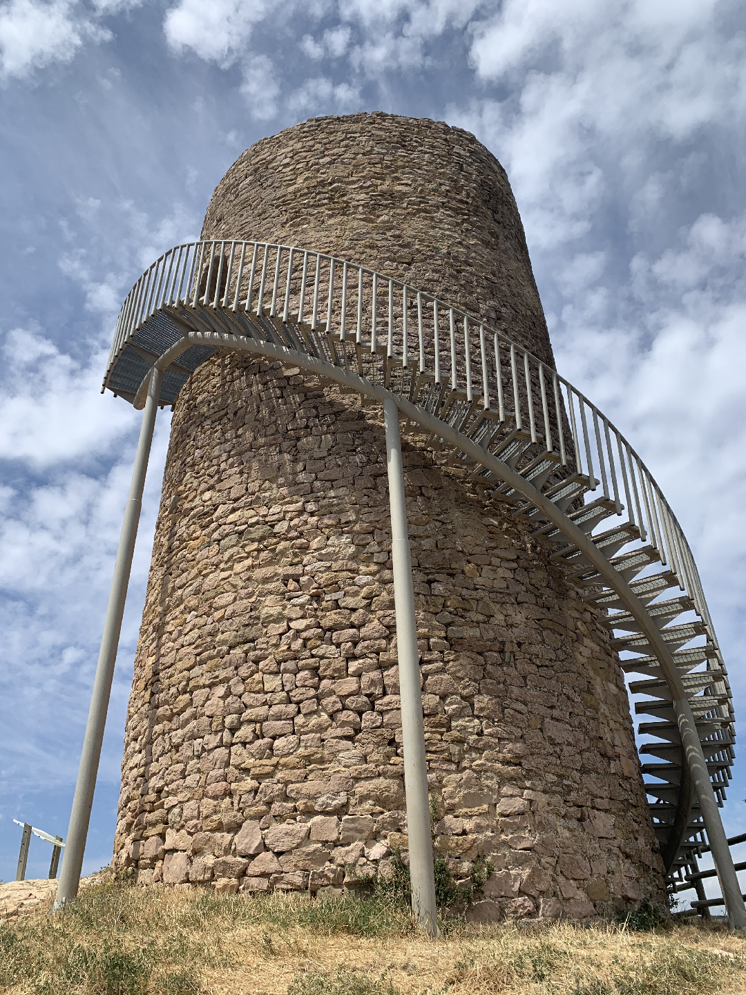 vista completa de la torre 