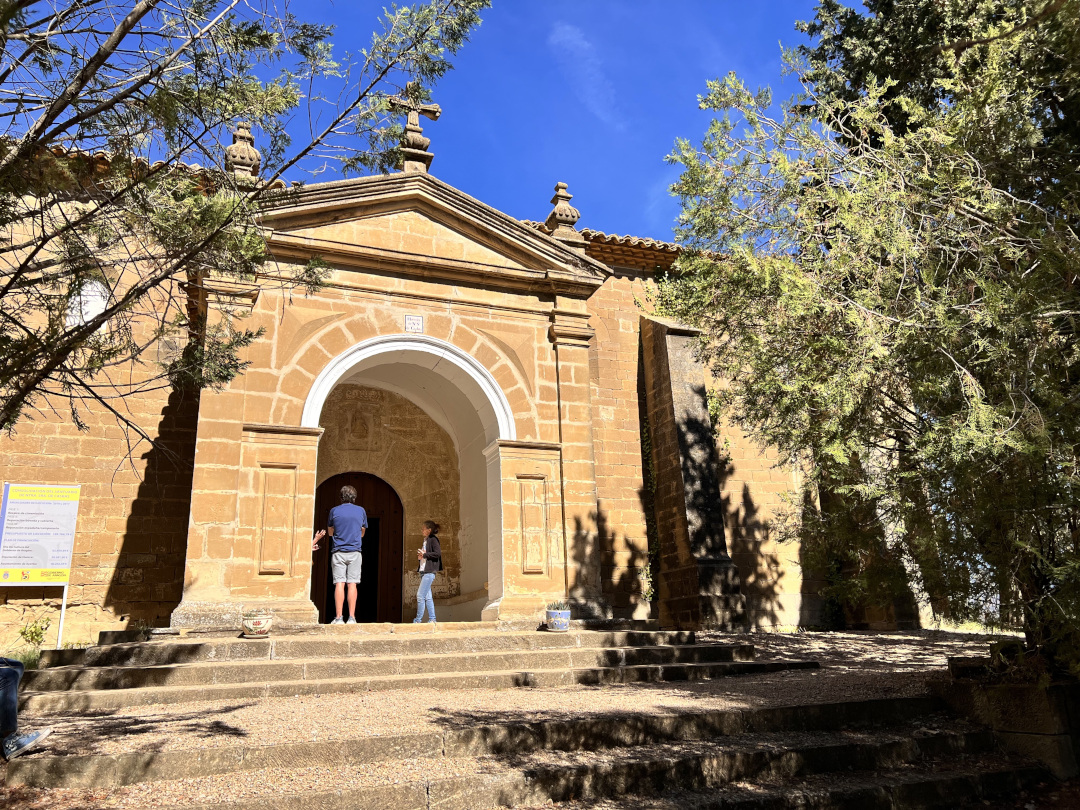 entrada santuario casbas